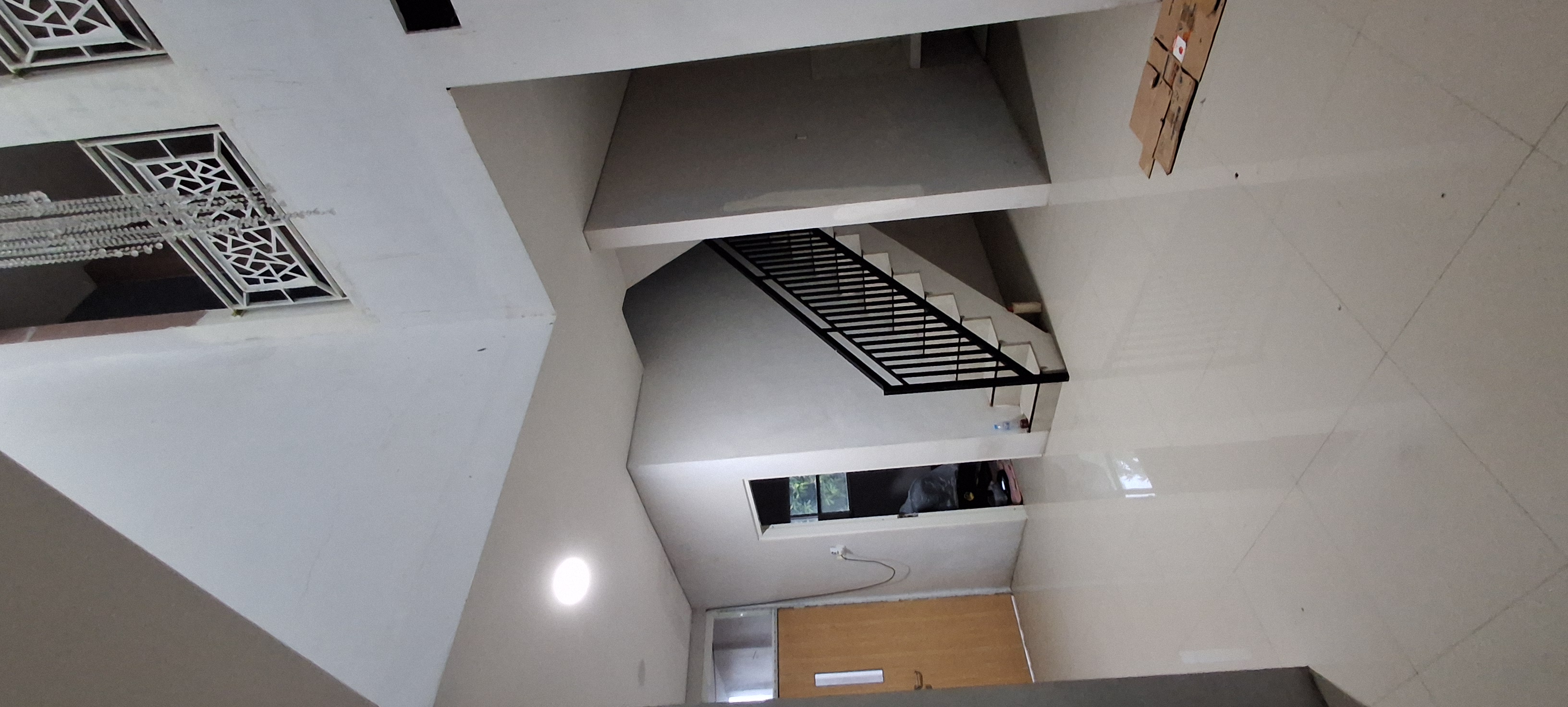 Rumah Elegan dan Menawan di Graha Kota Sidoarjo