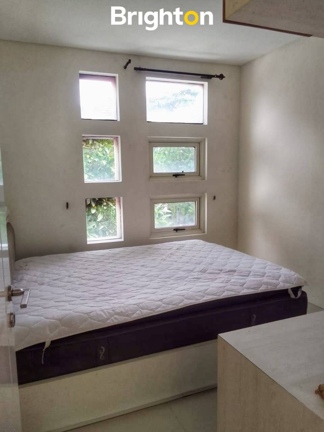 Sewa Rumah ZIMBALI COSTA Pakuwon City Surabaya Timur