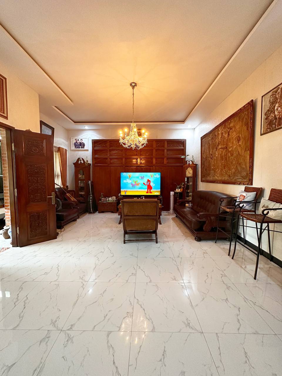 Rumah seken terawat di Makasar Jakarta Timur dekat Halim