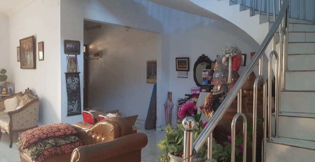 Dijual Rumah ada Kost an di Komplek DKI Joglo, Jakarta Barat