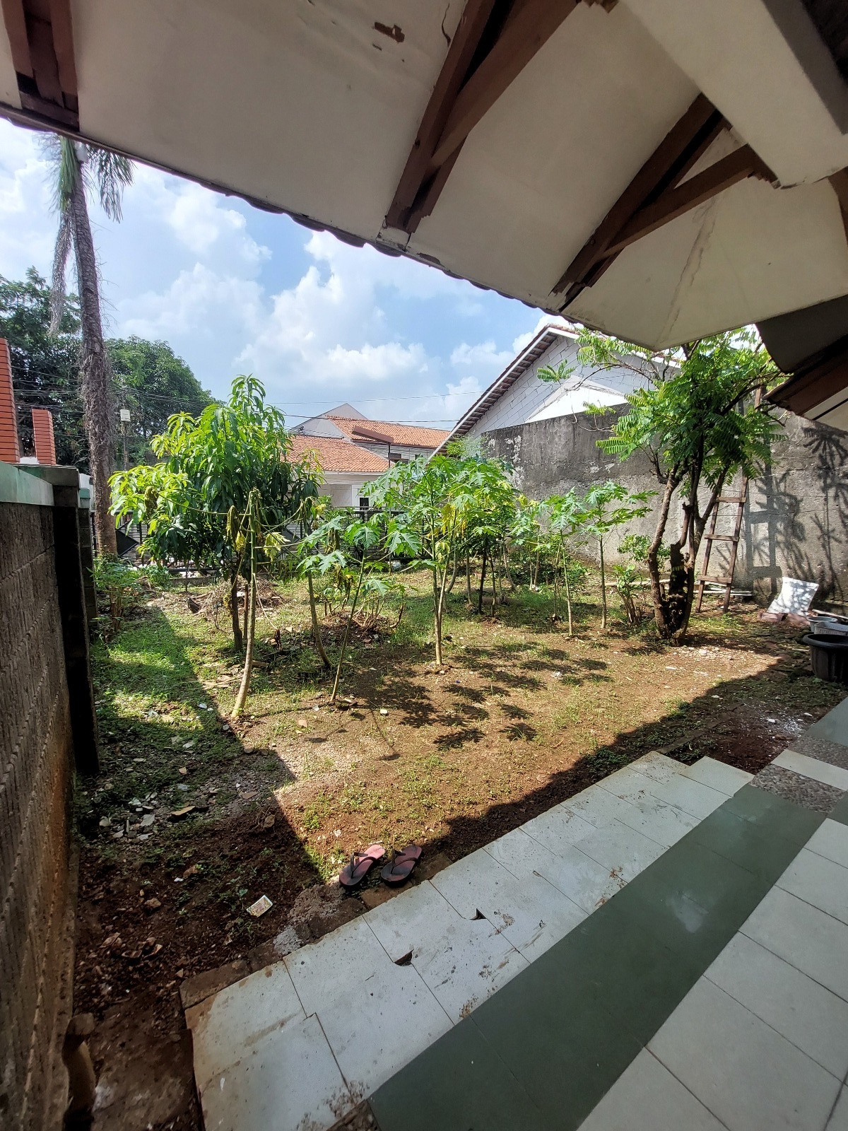 Dijual cepat rumah di Pesanggrahan, Jakarta selatan