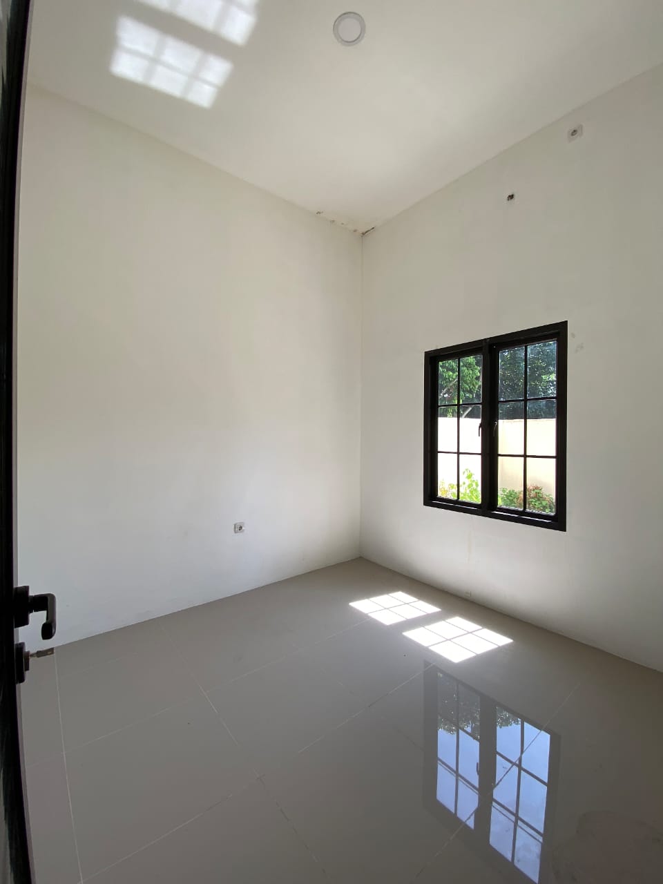 dijual rumah tangerang