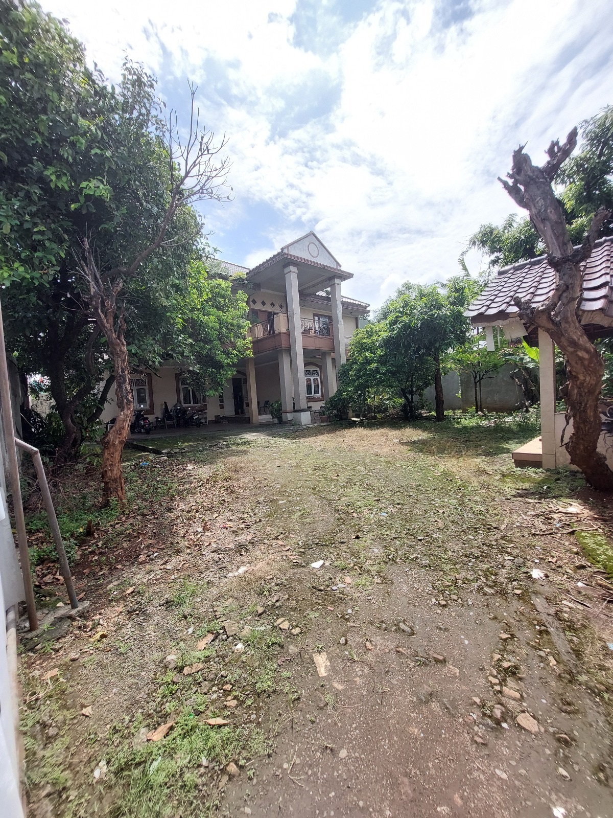 Dijual cepat rumah di Pesanggrahan, Jakarta selatan