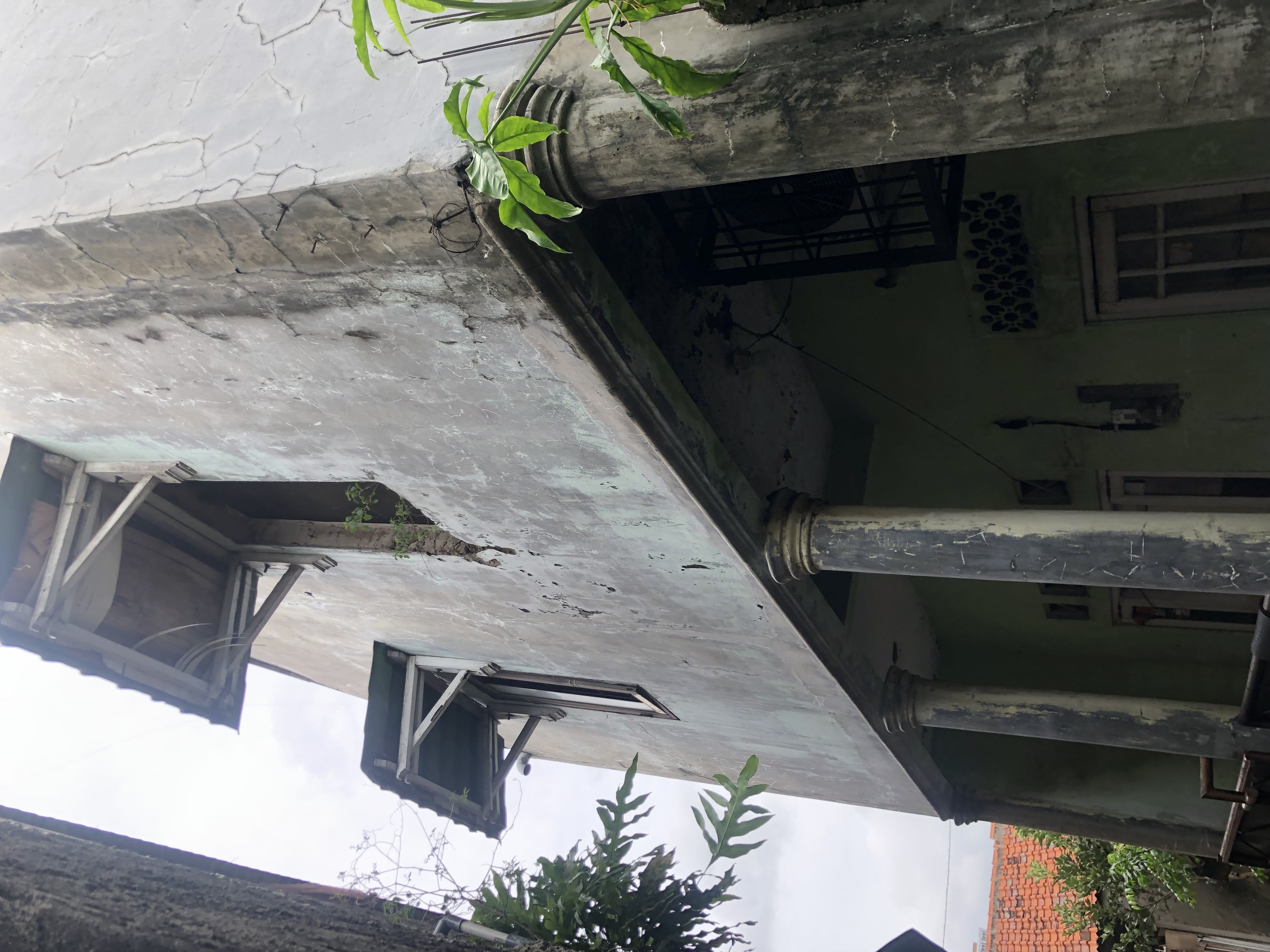 DIJUAL RUMAH 2 LANTAI 3 KAMAR TIDUR