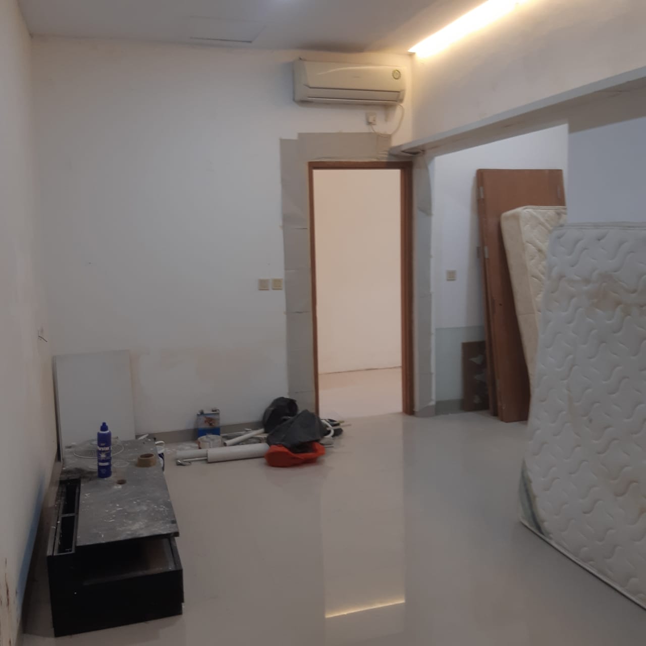 Dijual Rumah Golf Lake Residence  Cengkareng Jakarta Barat