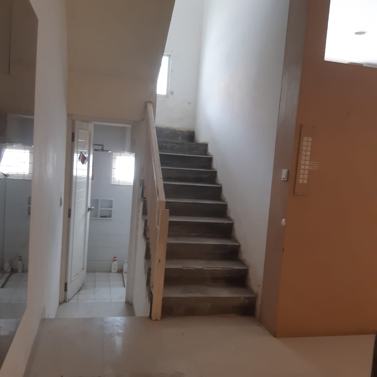 Dijual Rumah Golf Lake Residence  Cengkareng Jakarta Barat