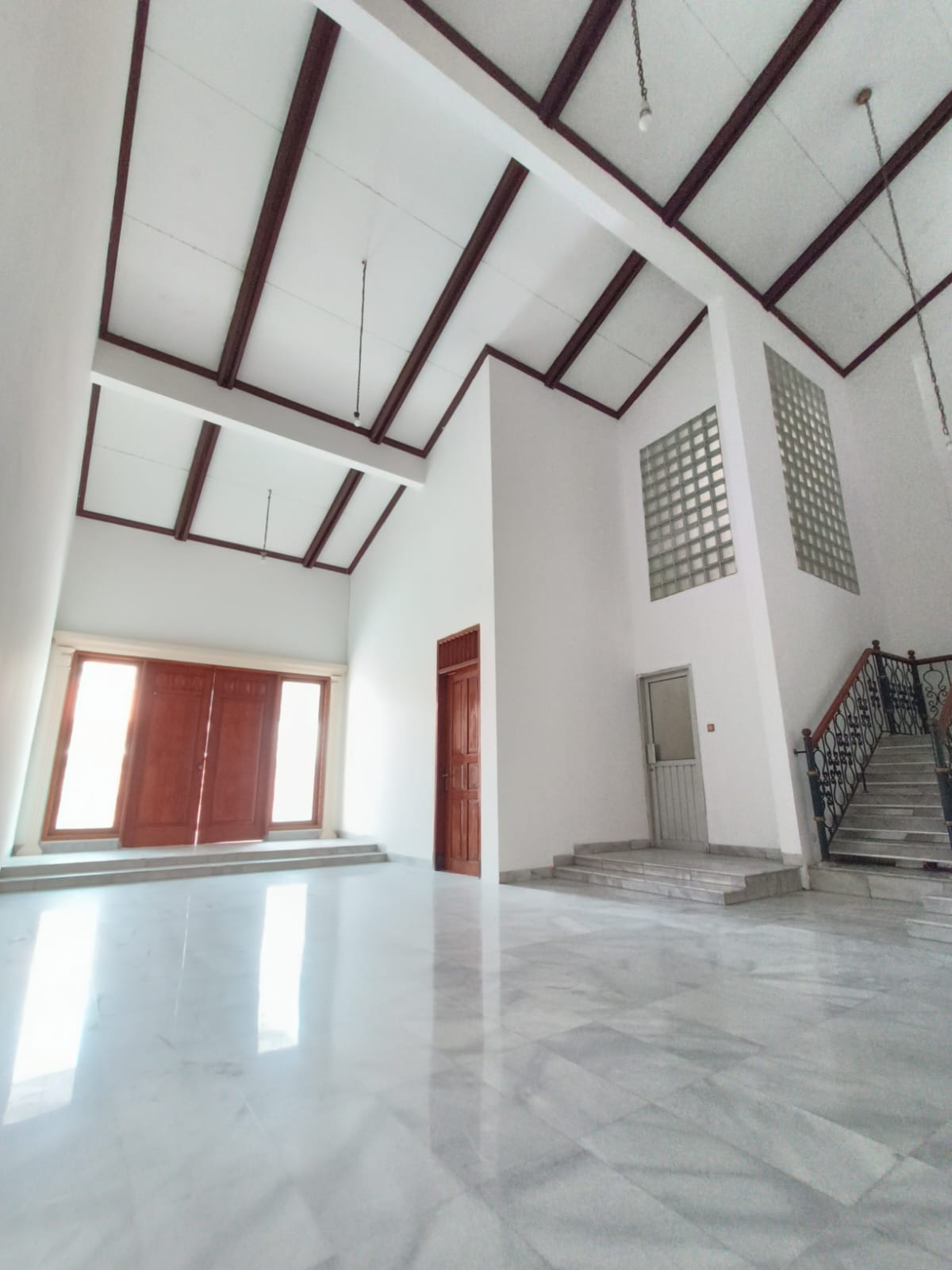 Dijual Rumah bisa untuk huni, kost / kantor Daerah Pancoran
