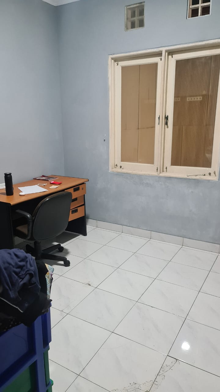 Dijual Rumah Taman Surya uk 9x20m, Jakarta Barat