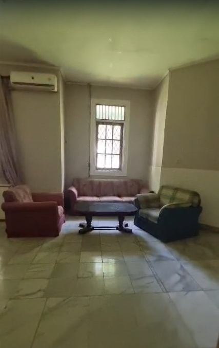Dijual Rumah 2 Lantai, Luas Area Ekslusif di Cipinang Melayu