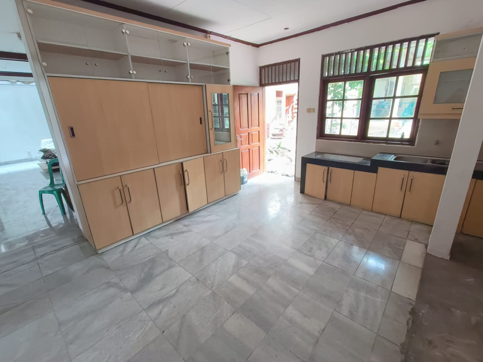Dijual rumah dan rumah kost di Kalibata, Pancoran, Jakarta