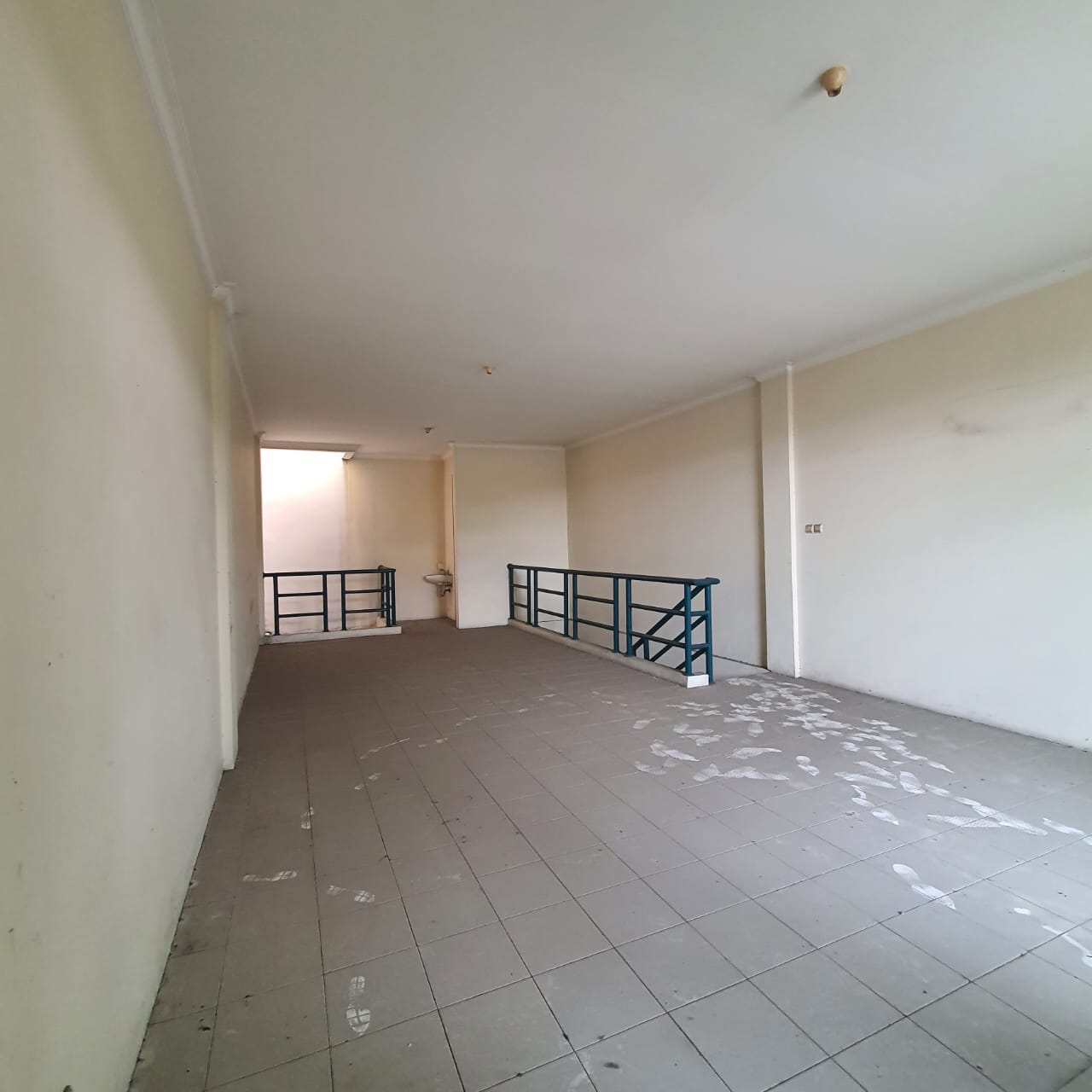 Dijual Ruko Grisenda 3 lantai, PIK Jakarta Utara