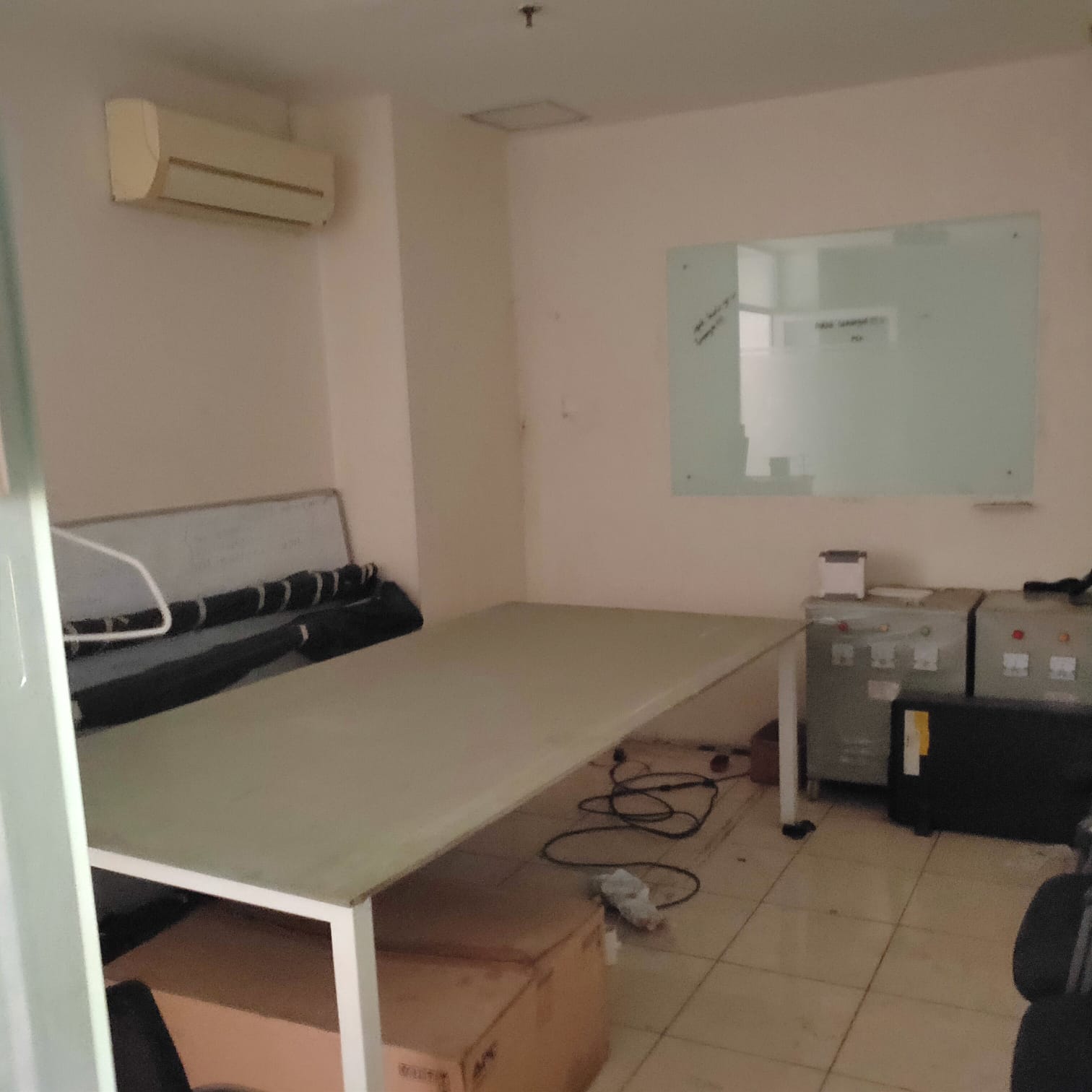 ruko Belmont Residences jl.lapangan bola, meruya ilir, jak bar