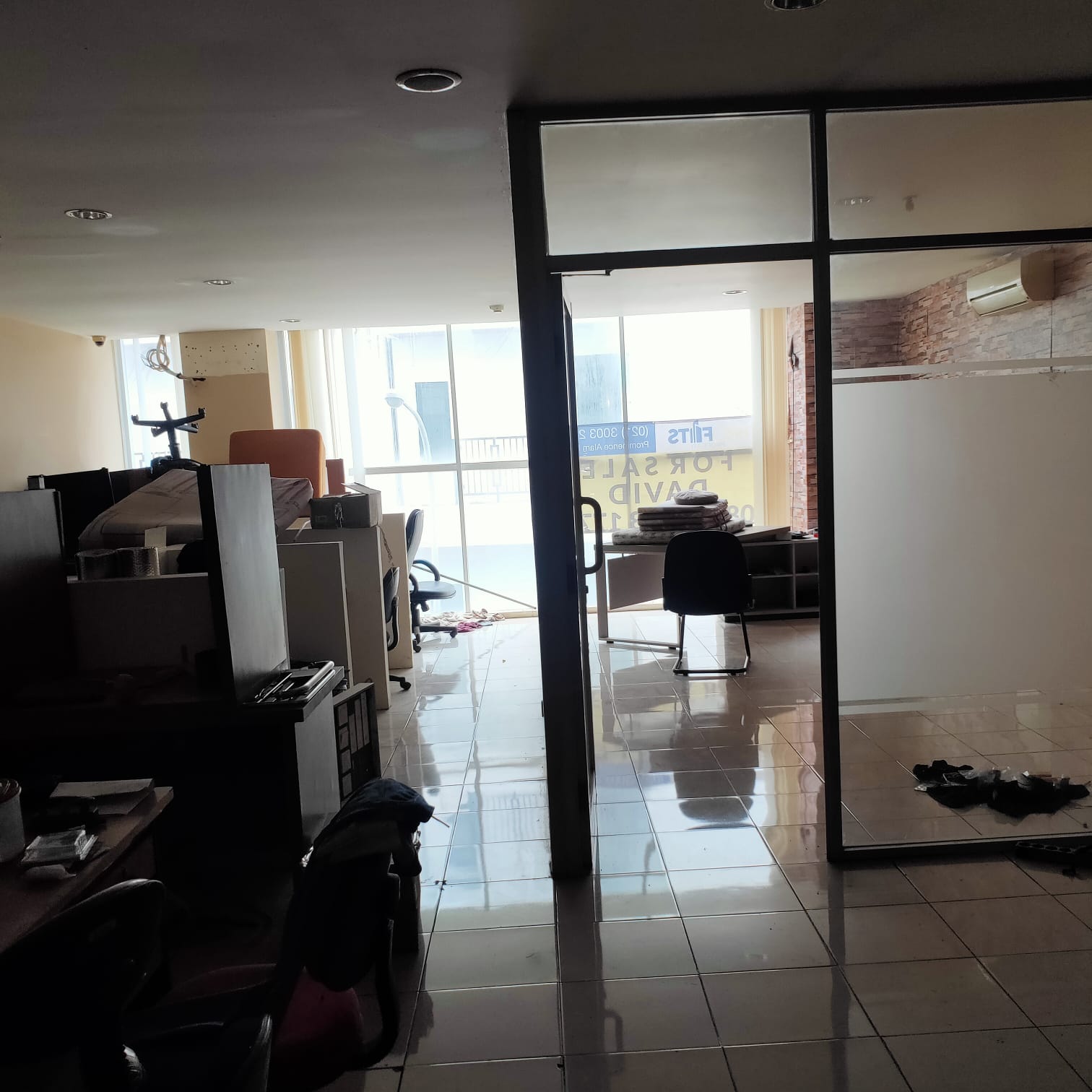 ruko Belmont Residences jl.lapangan bola, meruya ilir, jak bar