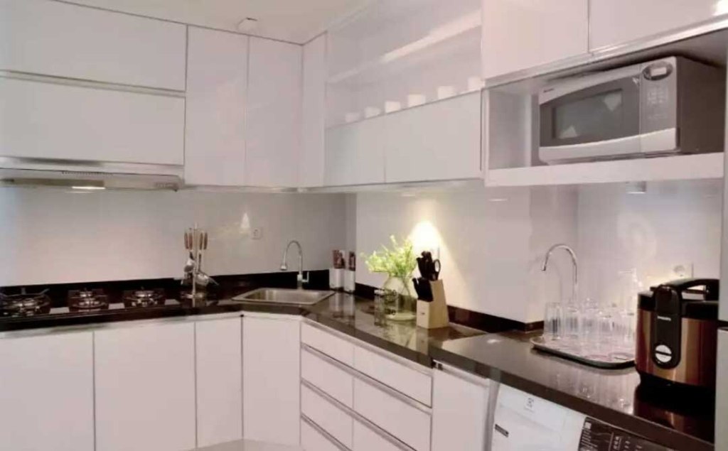 APARTEMENT KAMALA LAGOON BEKASI