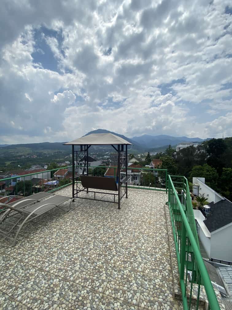 Dijual rumah cantik cluster di Sentul City Sumur Batu, Bogor