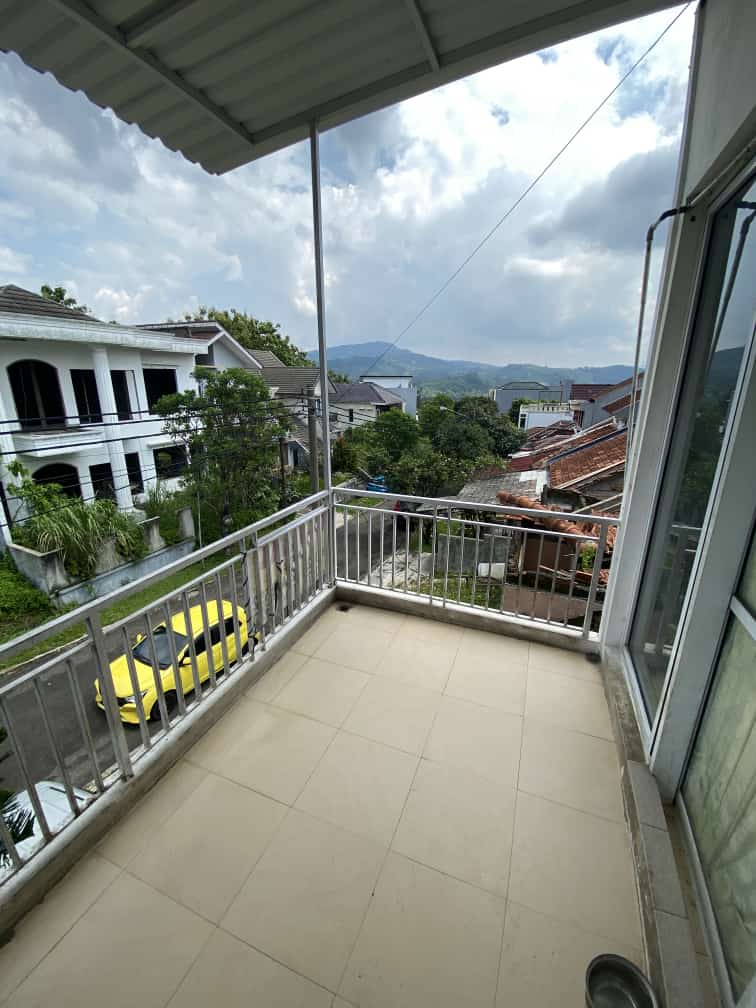 Dijual rumah cantik cluster di Sentul City Sumur Batu, Bogor