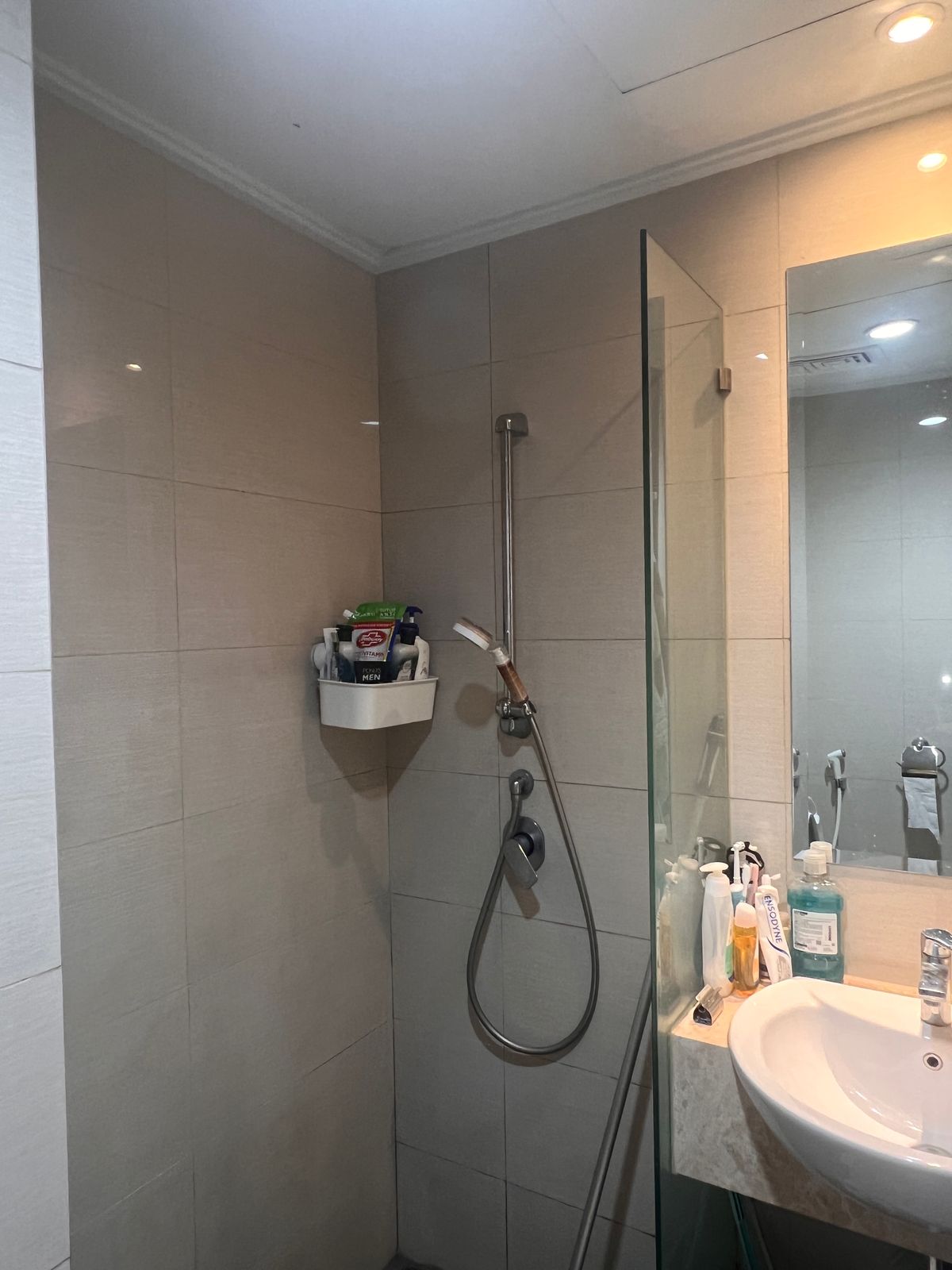 Dijual Apartemen Green Sedayu Furnish di Jakarta Barat