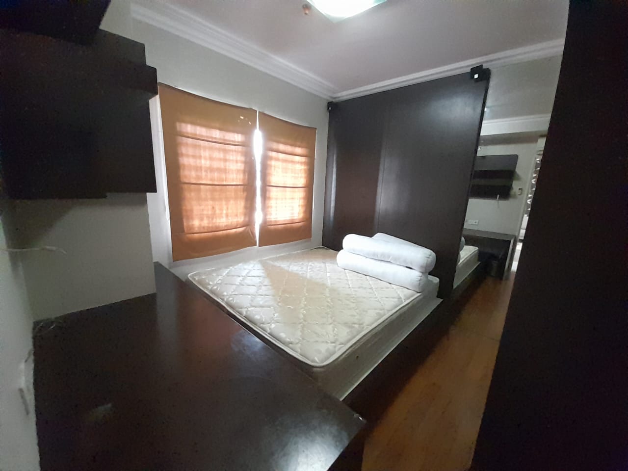 Dijual Apartemen MURAH  City Resort Furnish, Cengkareng