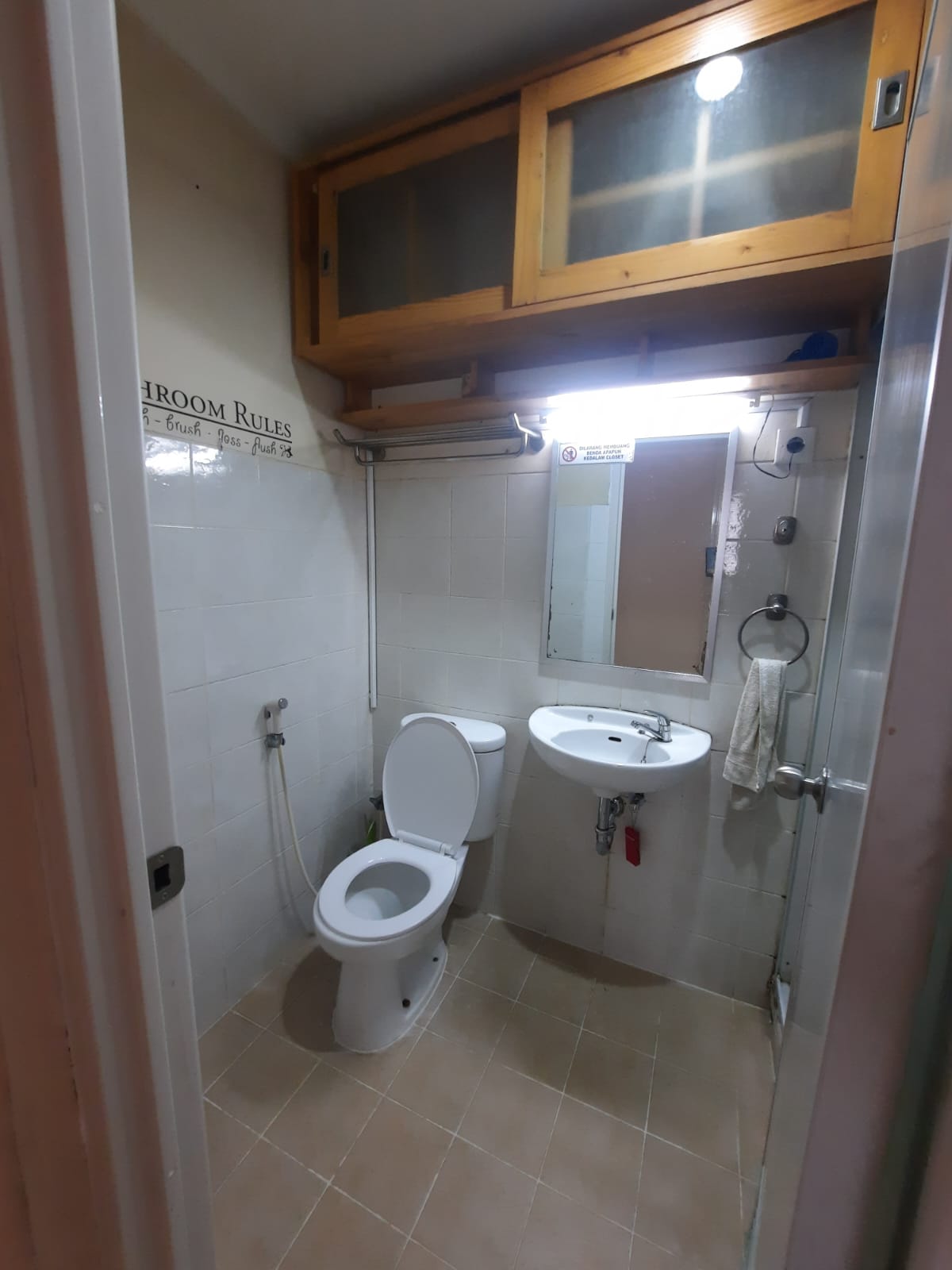 Dijual Apartemen City Resort Furnishdi Cengkareng, Jakarta Barat