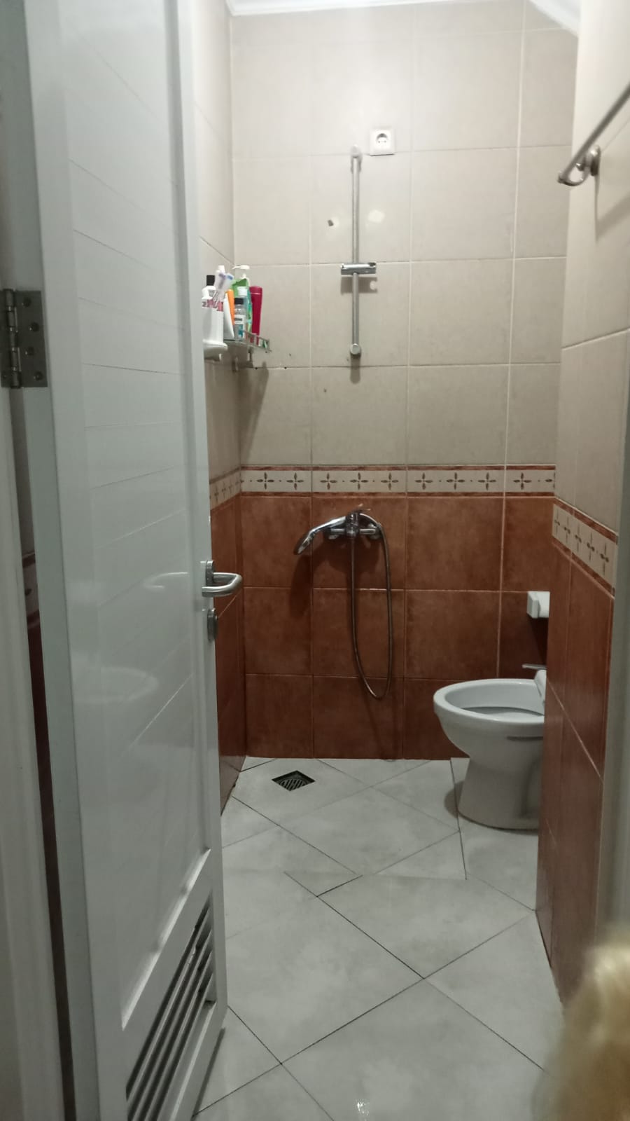 Rumah 2Lt dalam Komplek Raffles Hills Cibubur Full Furnish