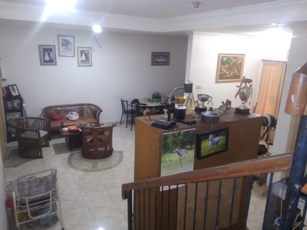 Dijual cepat Rumah Komplek Raffles Hills Cibubur bebas banjir