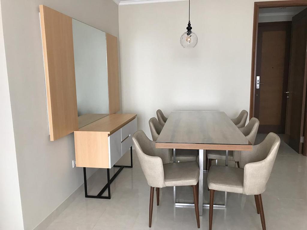 Disewakan Apartemen Taman Anggrek Residences ada Private Lift