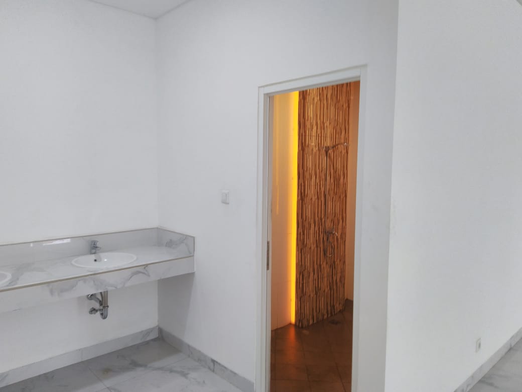 Dijual Gedung Baru konsep Soho di area Kalimalang, Jatinegara