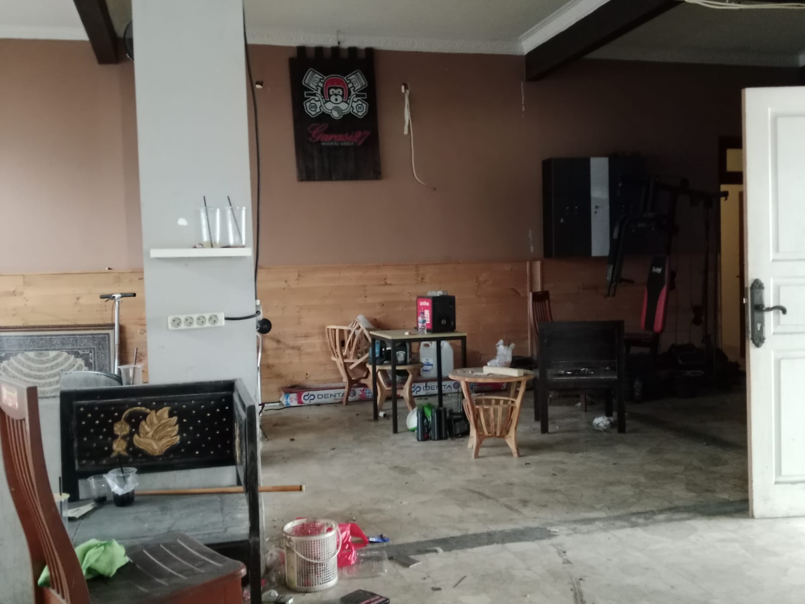 Dijual rumah hook Kebon kacang, Tanah Abang, Jakarta Pusat