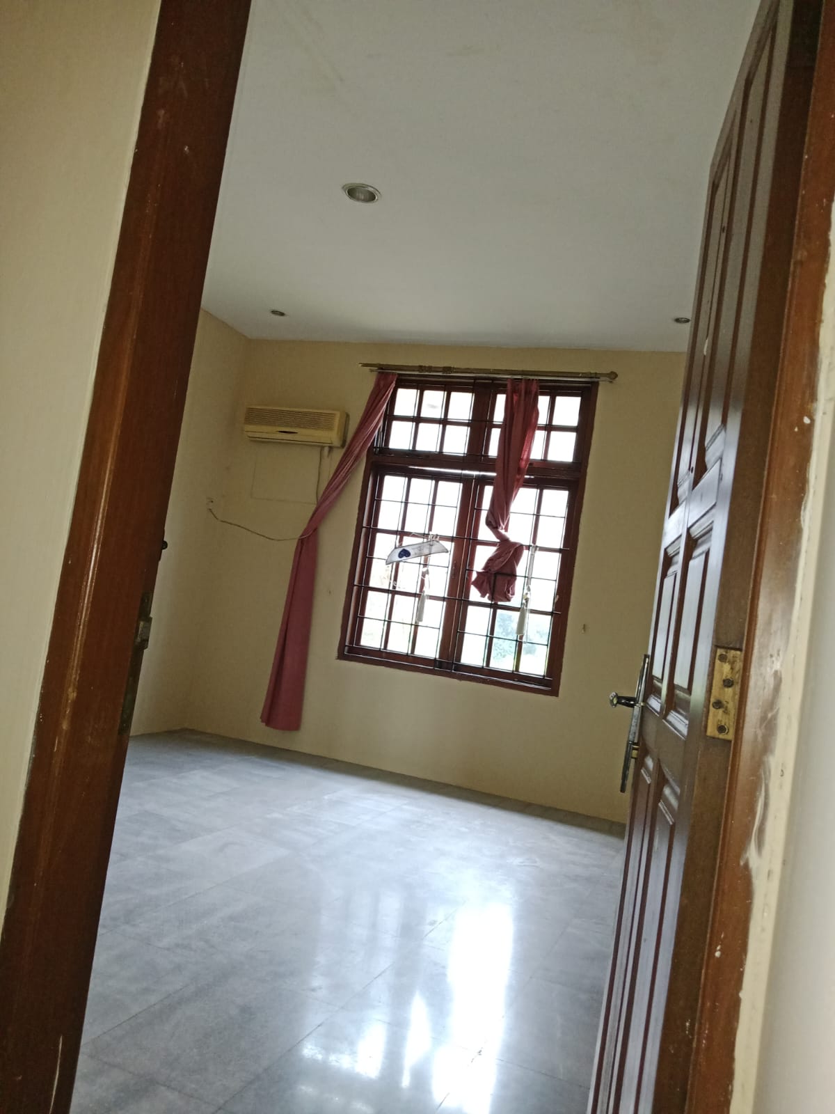 rumah klasik cantik Kebon Kacang, Tanah Abang, Jakarta Pusat