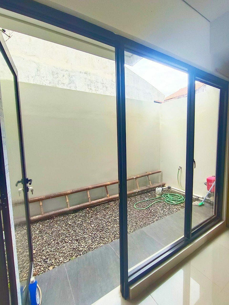 Rumah Cluster Cipinang Jakarta Timur dekat stasiun Jatinegara