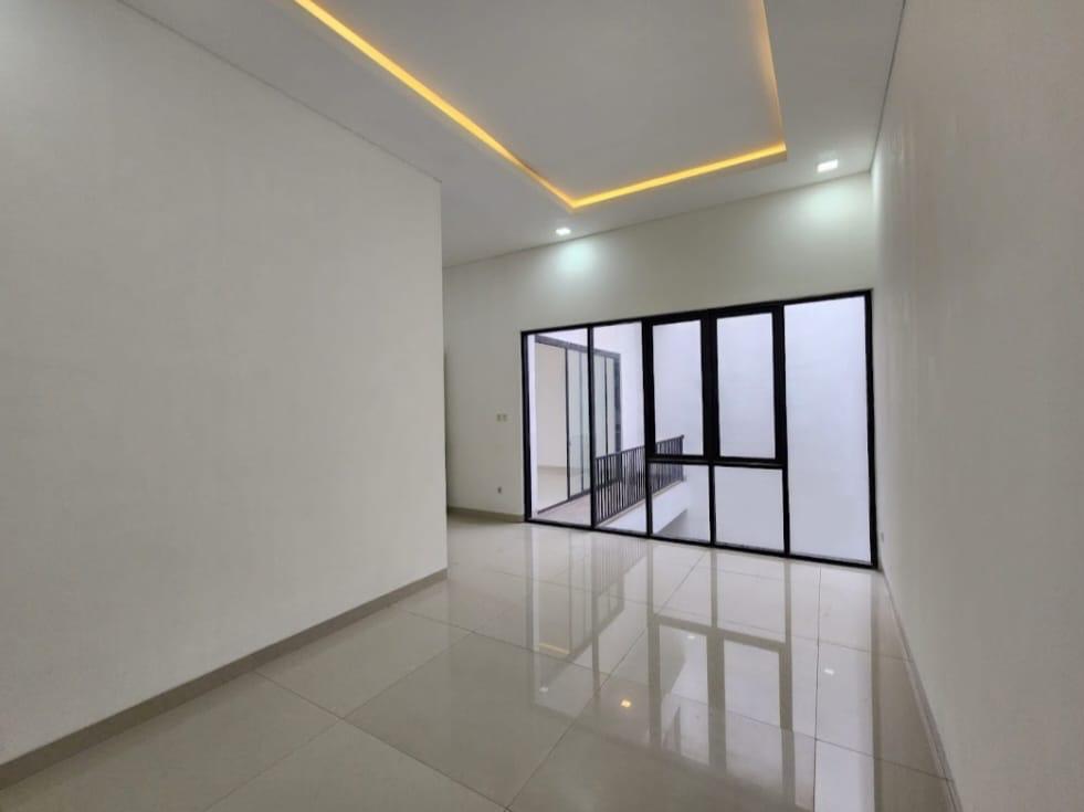 Dijual Rumah Citra 2 Ext kondisi baru di Jakarta Barat