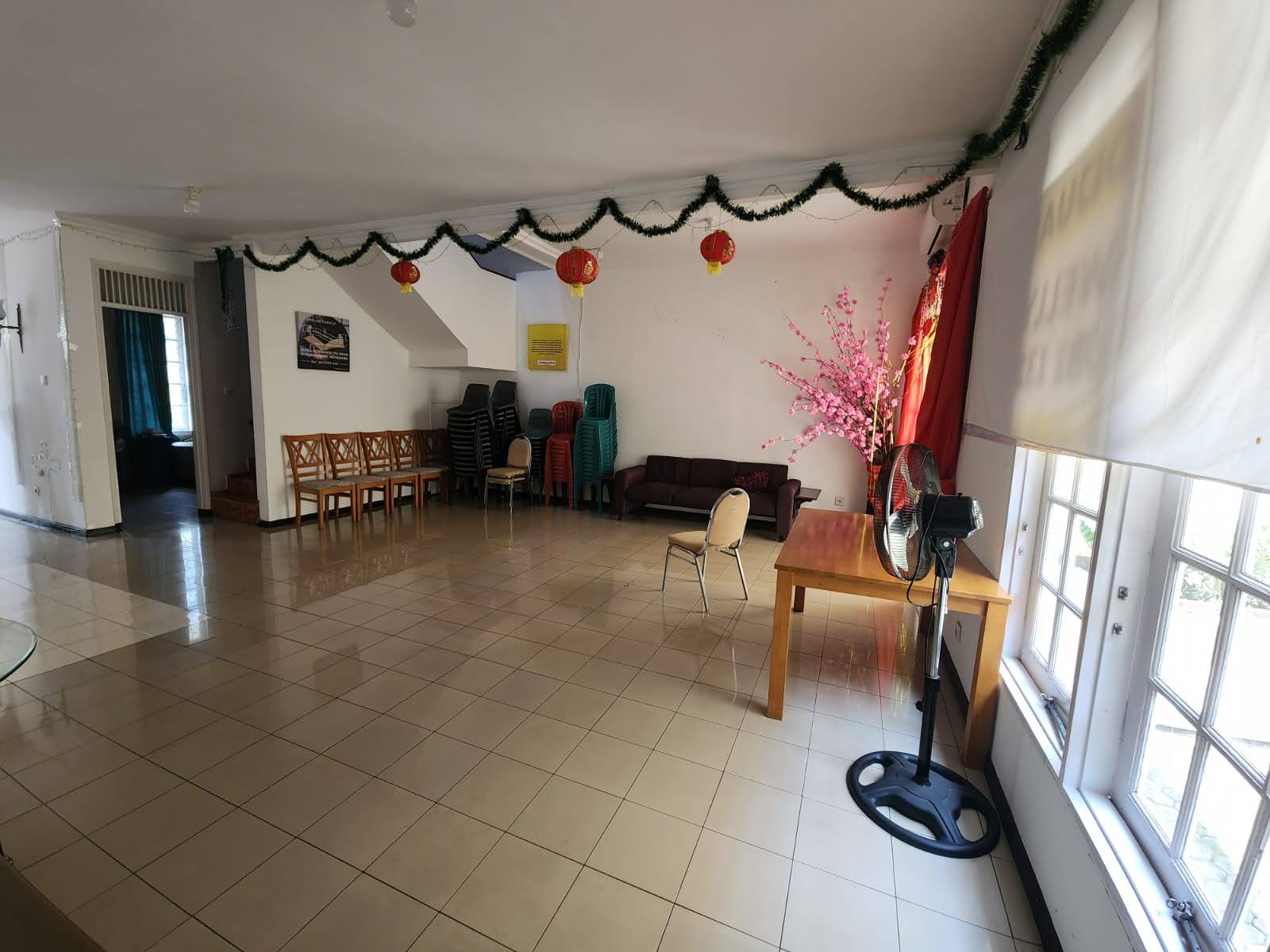 DI JUAL RUMAH VILLA SENTRA RAYA, Citraland Surabaya