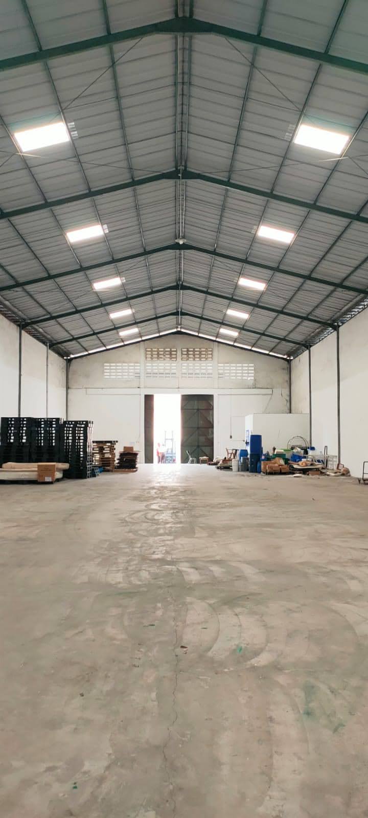 *Disewakan Gudang di Gedangan Permai*