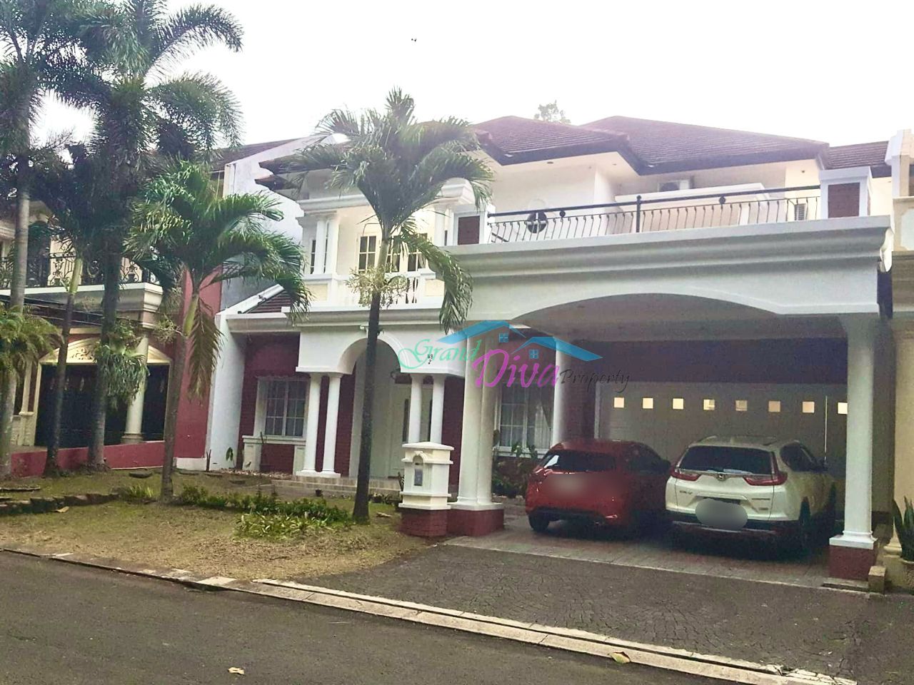 RUMAH BAGUS DI CLUSTER MONACO KOTA WISATA DEKAT DENGAN AKSES TOL