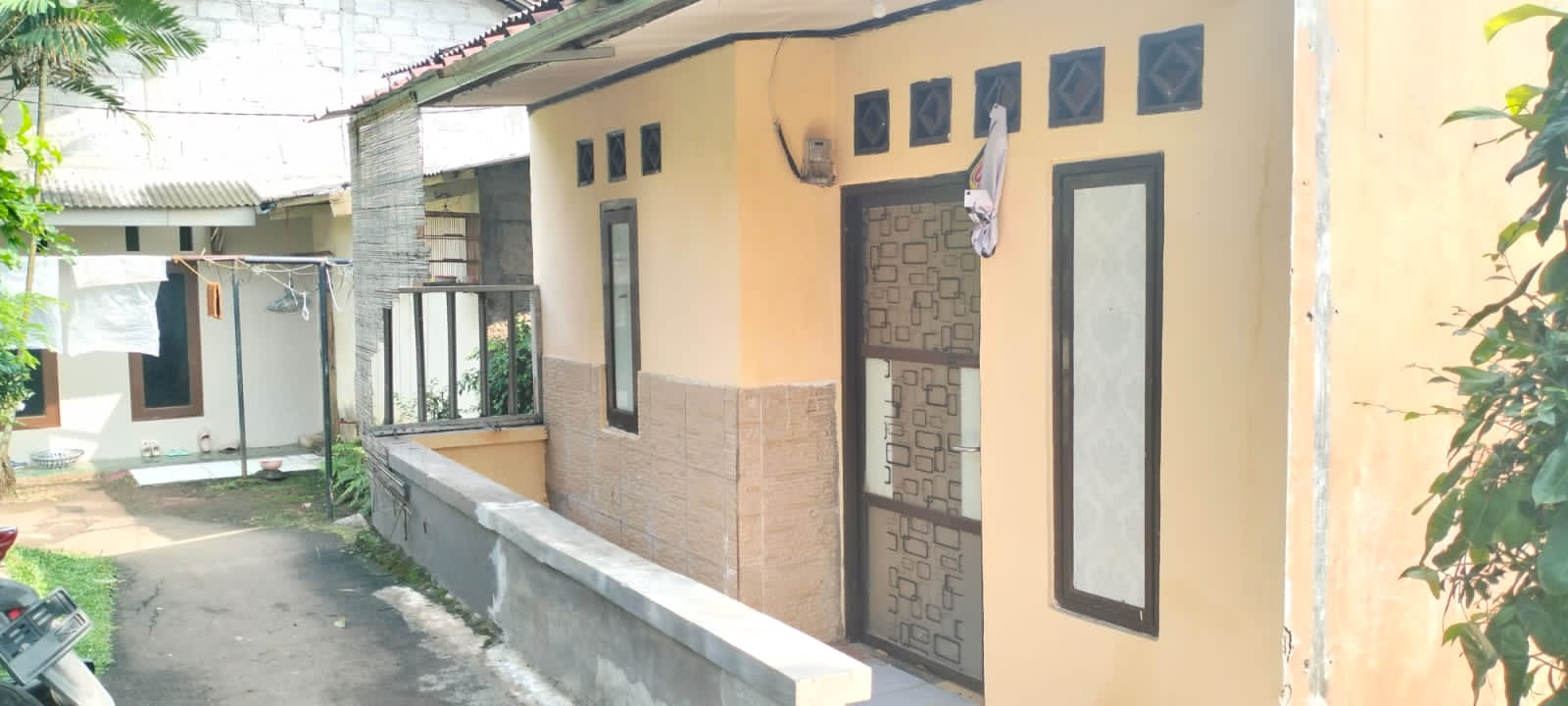 Rumah kampung baru renovasi murah akses motor Cimanggis Depok