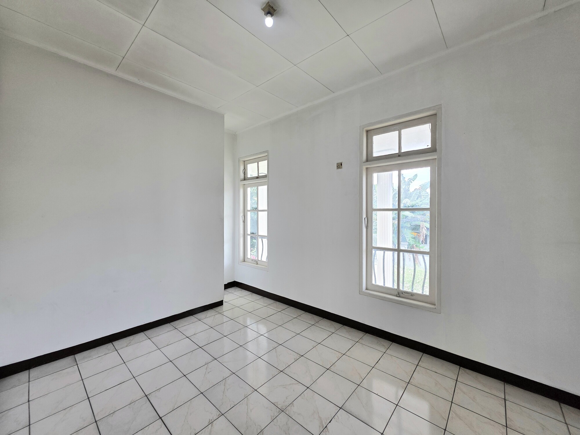 Rumah Semi Furnished di Cilandak, Jakarta Selatan