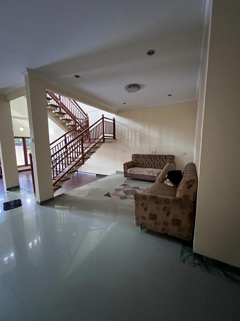 DiJual Cepat Rumah Besar di Cipinang, Pulo Gadung, Jakarta Timur