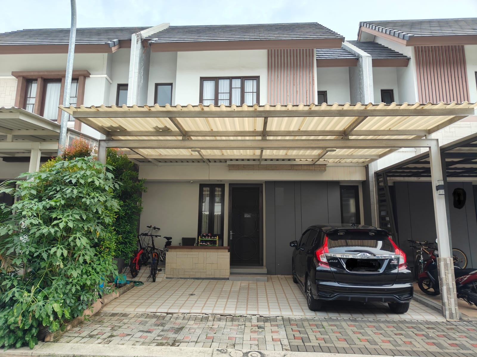 Dijual rumah di The Mozia BSD cluster Amarine di Pagedangan