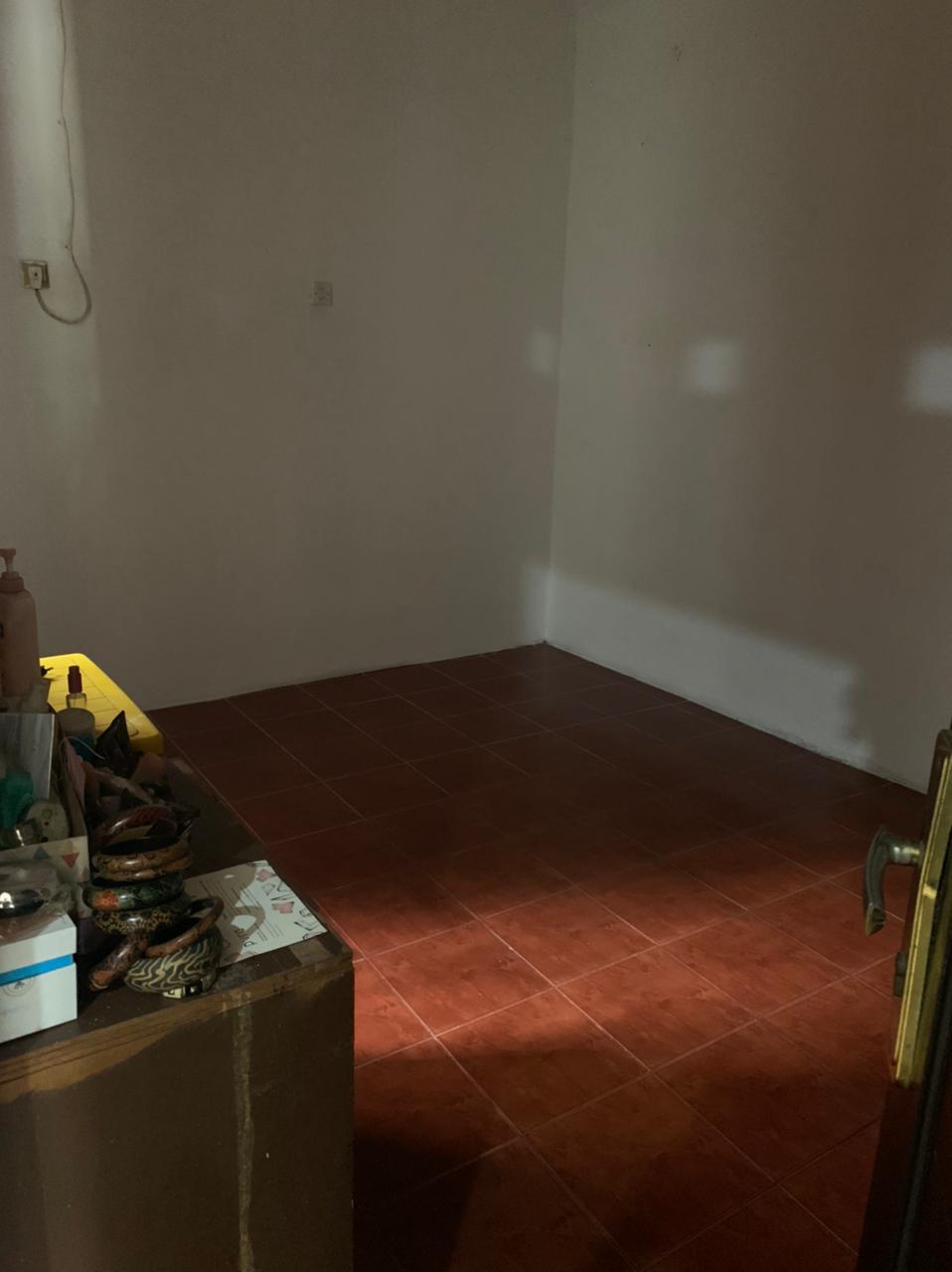 Rumah 2 Lt Jalan Boulevard Perumahan Sukatani Permai Depok