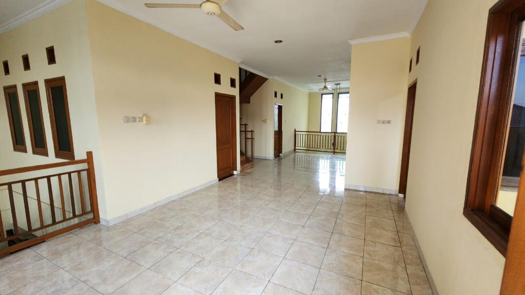 DiJual Cepat Rumah Besar di Cipinang, Pulo Gadung, Jakarta Timur