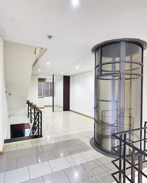 DIjual Ruko di Panglima Polim, Jakarta Selatan