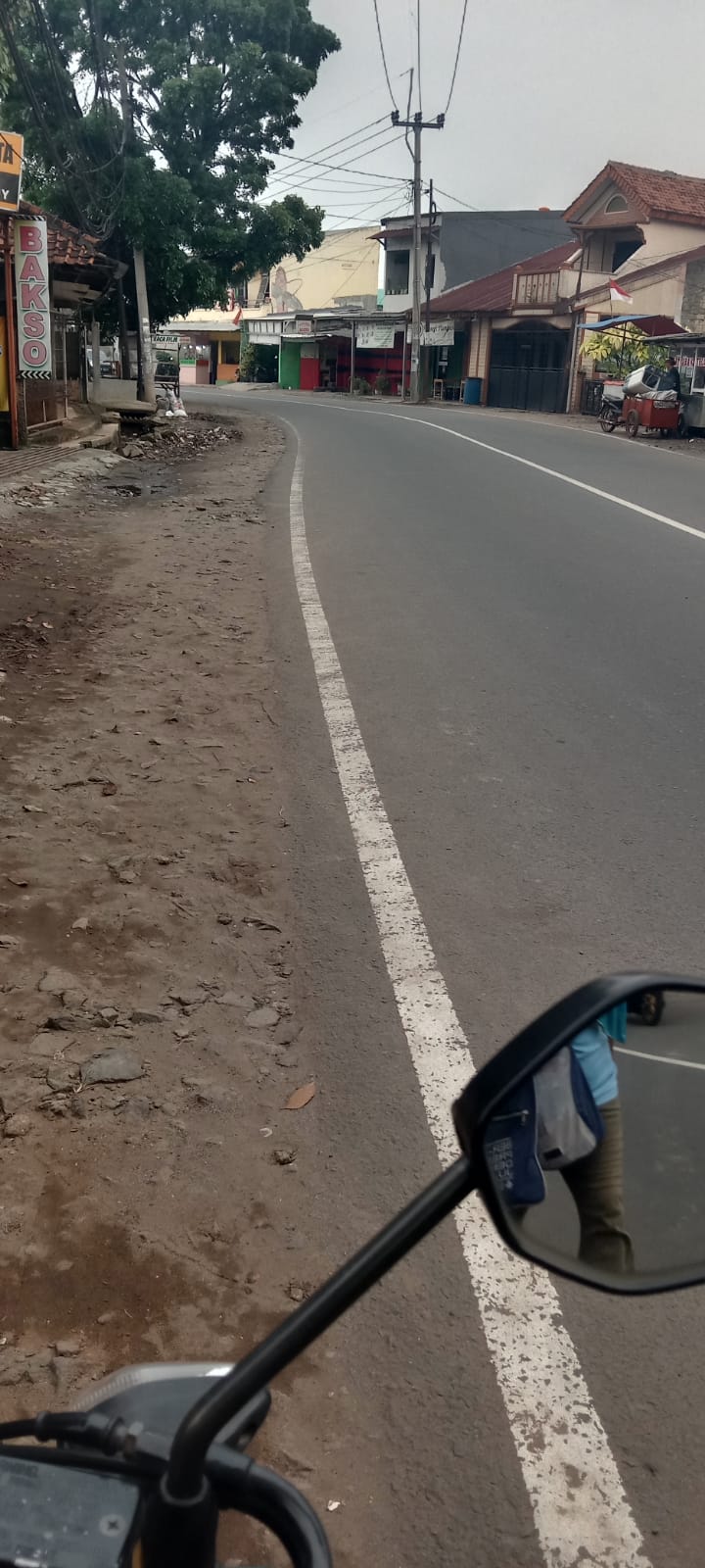 Tanah murah 300 m2 Pinggir Jalan Raya Kalimulya Depok