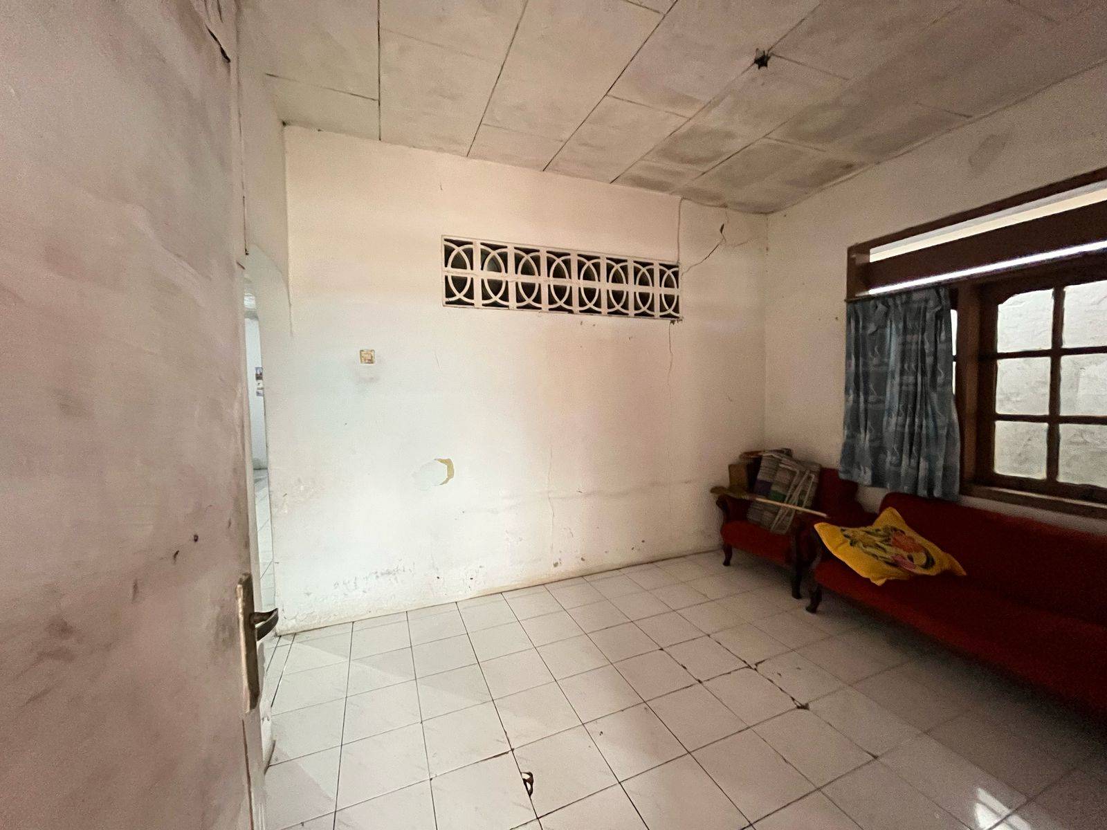 Dijual Tanah Komersial di Daerah Tanah Baru, Beji, Depok