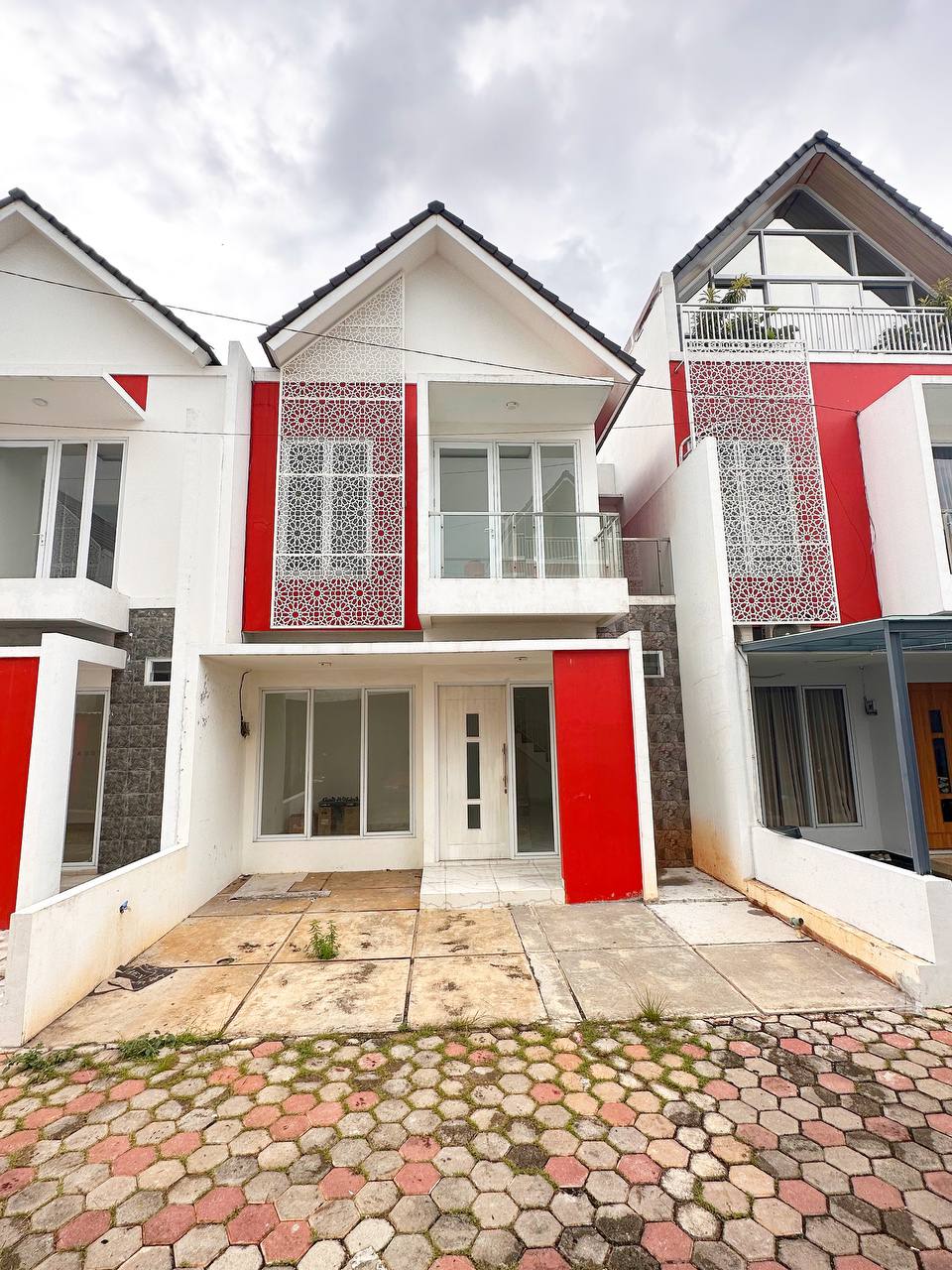 Rumah baru siap huni Jatibening Bekasi dekat lrt Cikunir