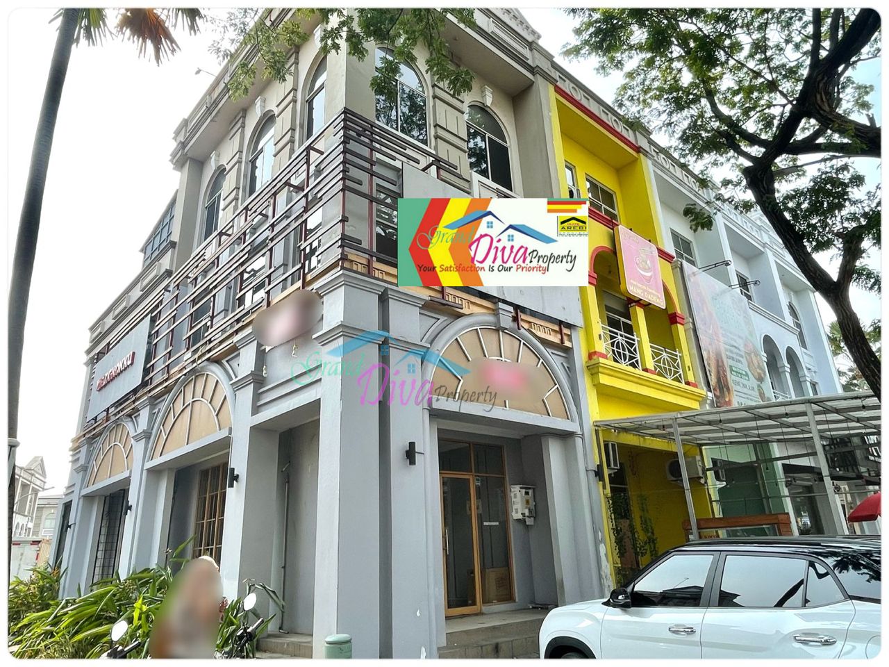 RUKO DI JALAN UTAMA GRAND GALAXY POSISI BAGUS HOEK HARGA MURAH