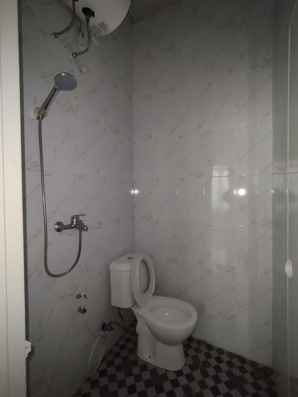 Jual rumah 1 lantai di Komplek Cisaranten Kulon Arcamanik