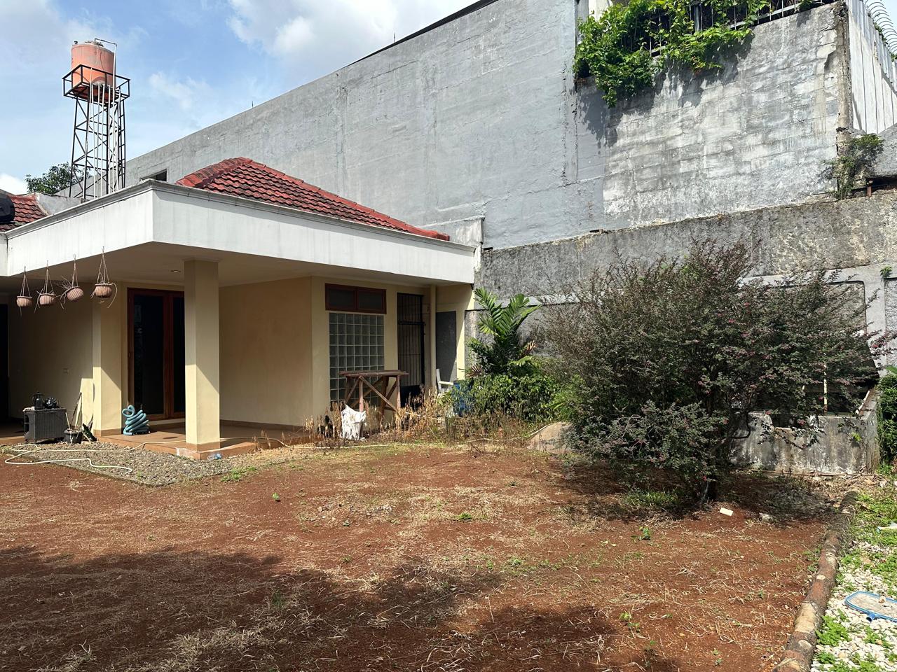 Dijual Rumah luas Daerah Kebayoran Baru, Jakarta Selatan