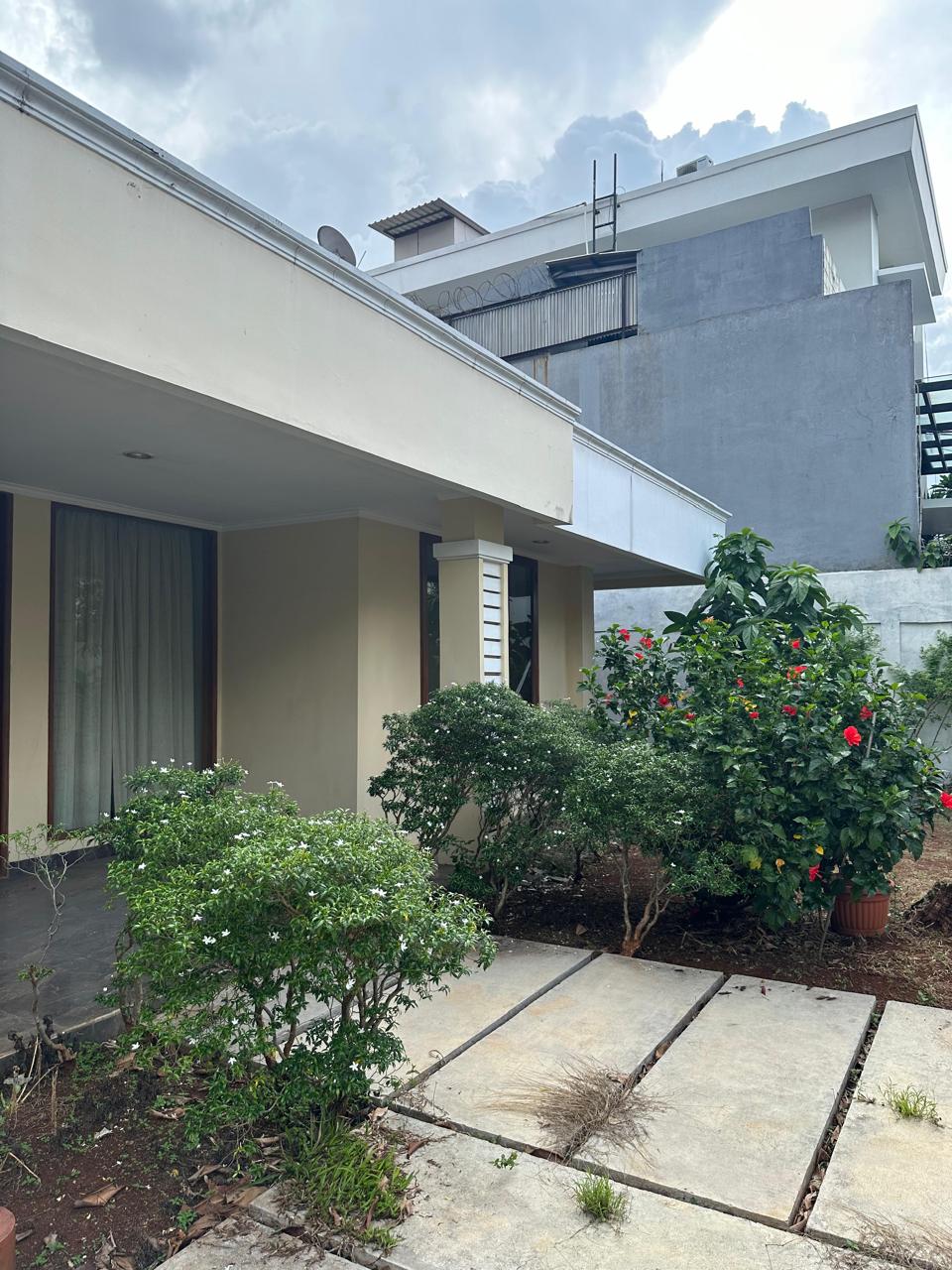 Dijual Rumah luas Daerah Kebayoran Baru, Jakarta Selatan