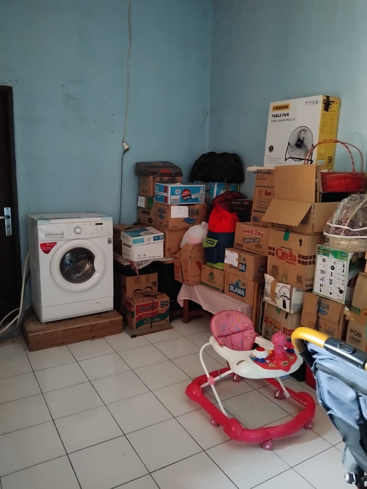 Dijual rumah komplek strategis di Jakasampurna, Bekasi Barat