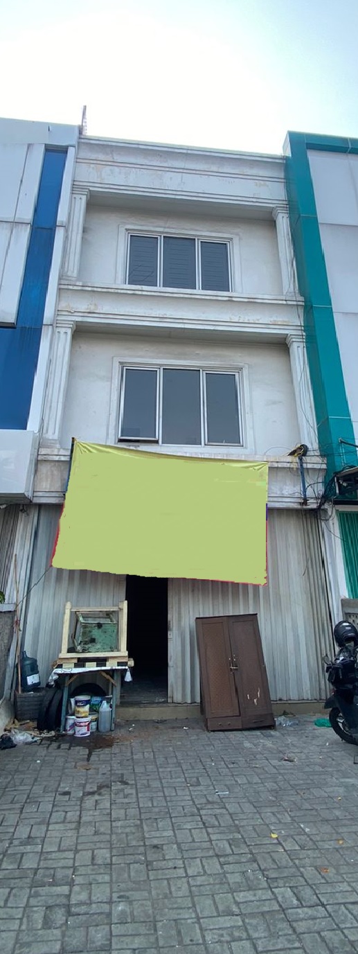 Disewakan ruko 3,5 lantai di Cawang, Kramat Jati, Jakarta Timur